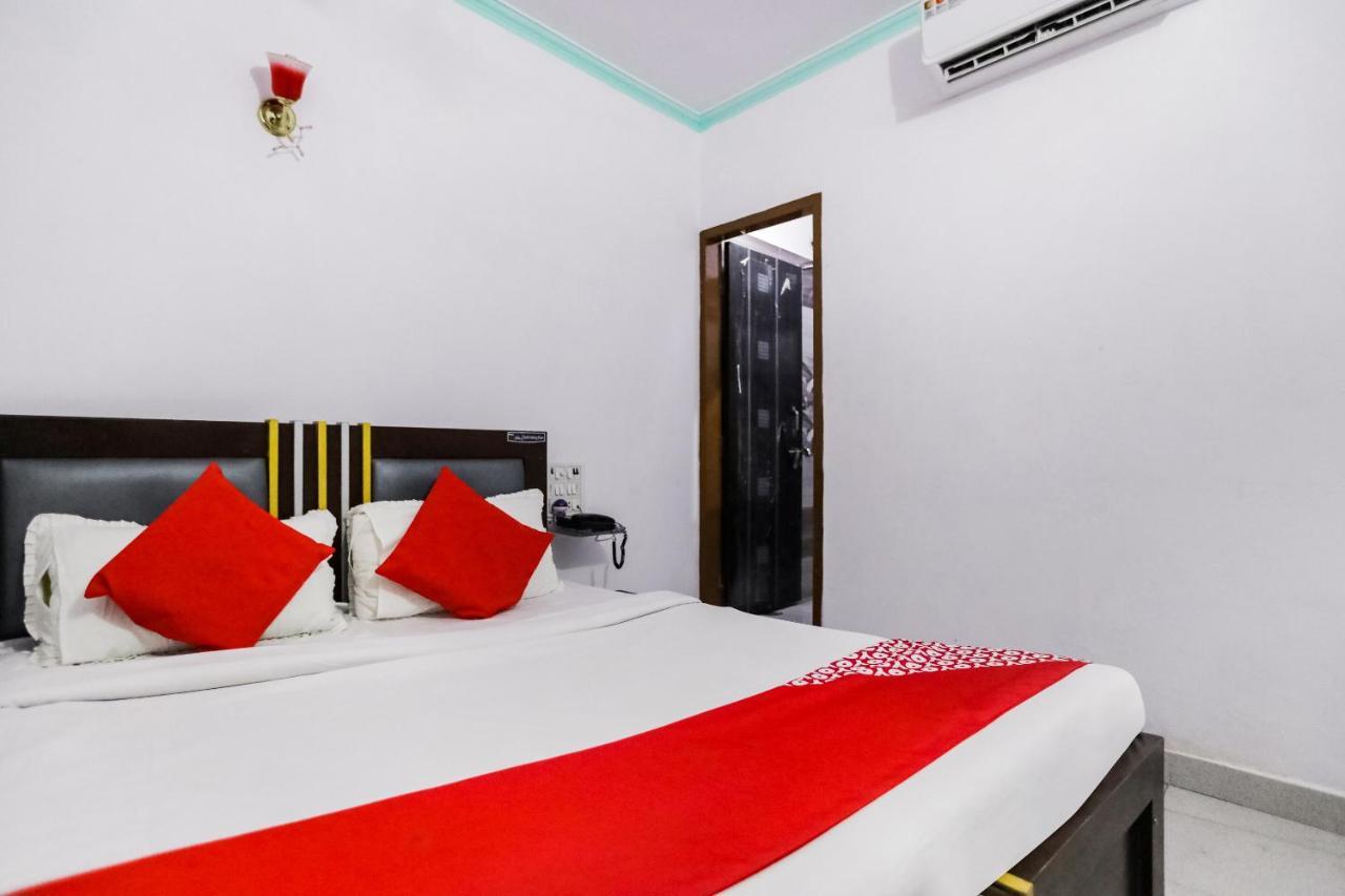Oyo 69534 Hotel Nanda Tower Hanumāngarh Kültér fotó
