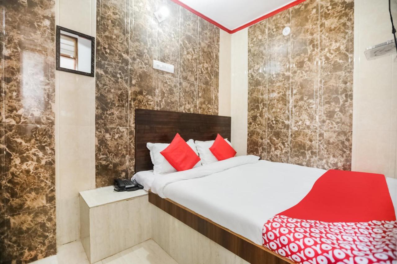 Oyo 69534 Hotel Nanda Tower Hanumāngarh Kültér fotó