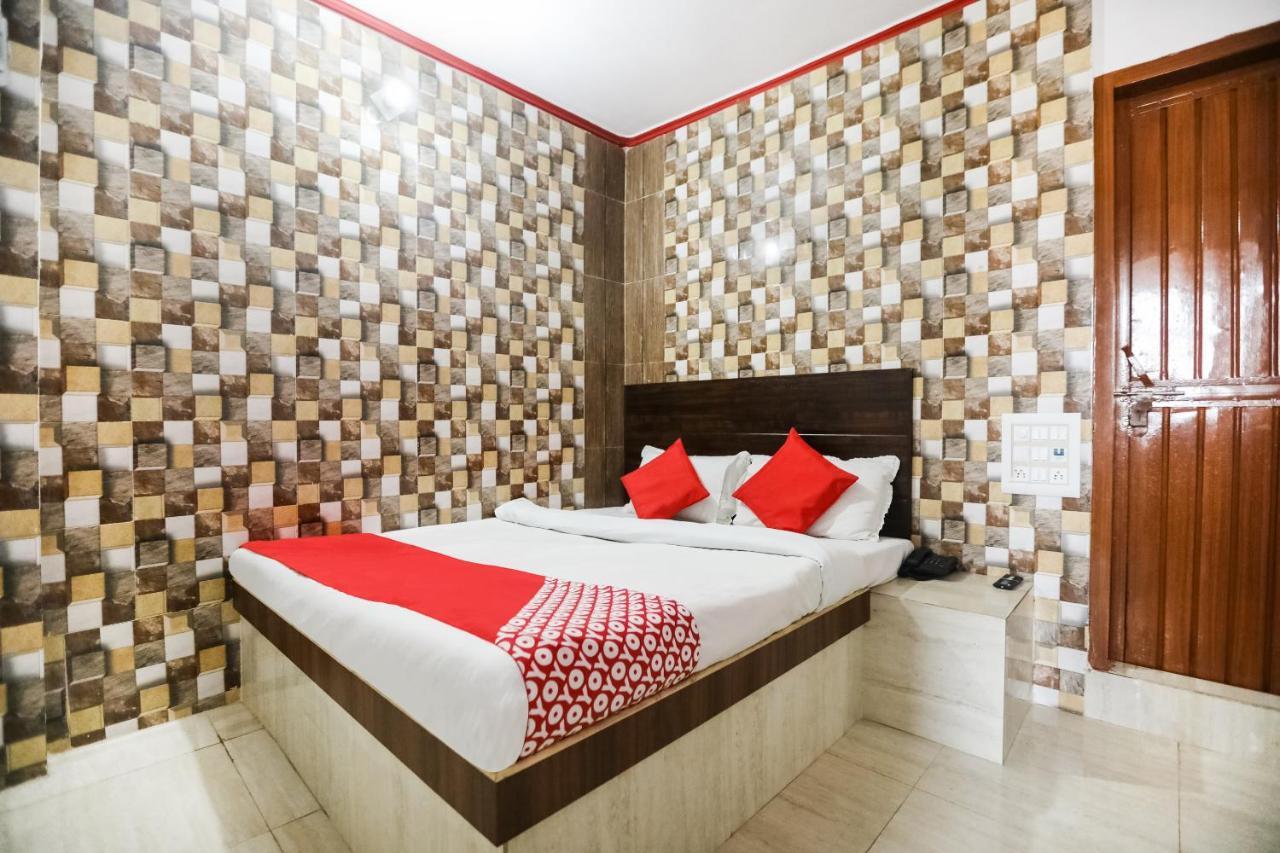 Oyo 69534 Hotel Nanda Tower Hanumāngarh Kültér fotó